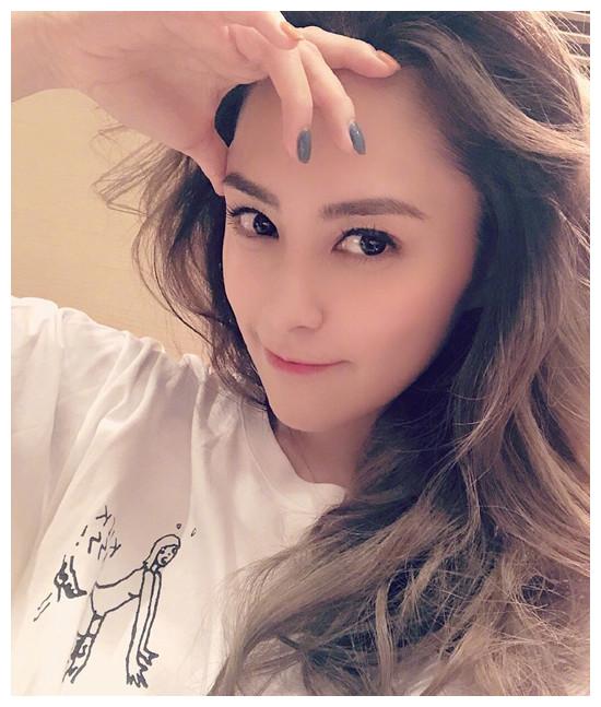 恢复单身的阿娇避谈前夫,很傻很天真的她啥时会迎来第三段感情?