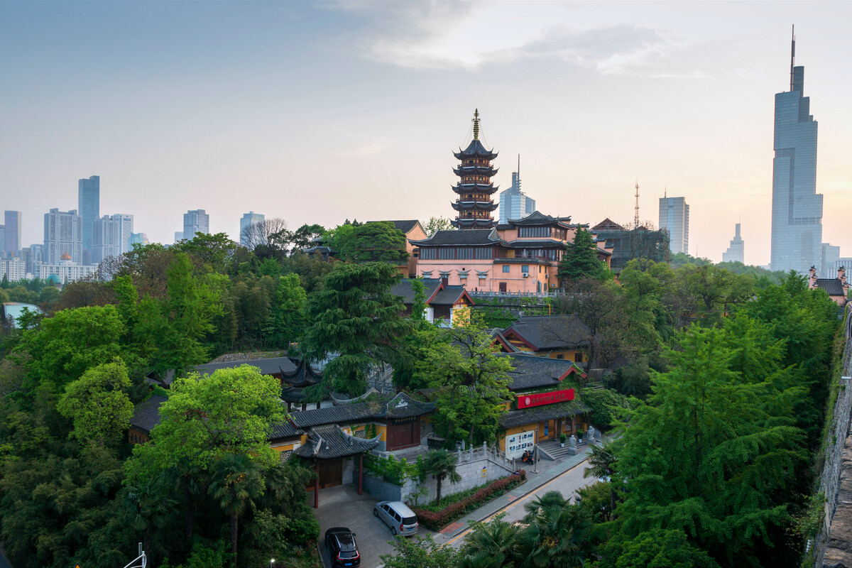 漫游宁静玄武湖感受一场六朝古都历史韵味的秦淮风情