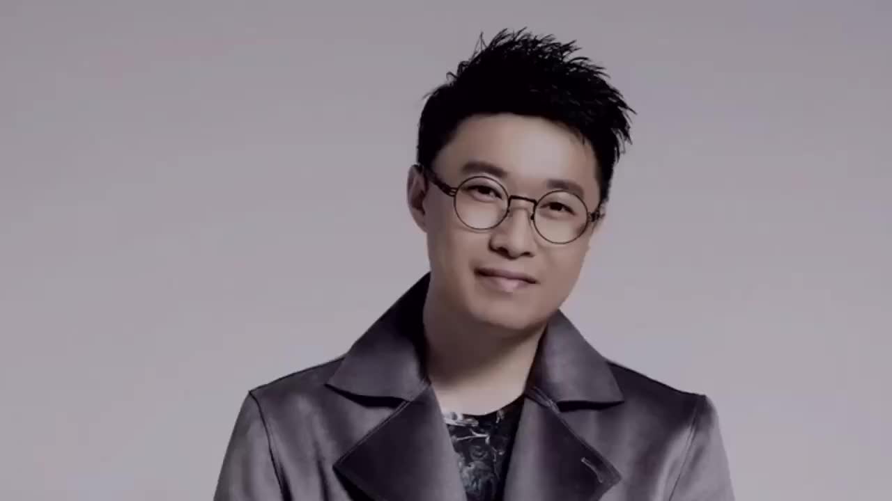 徐誉滕演唱《粉丝记事本》多么经典的歌曲,致我们逝去的青春!
