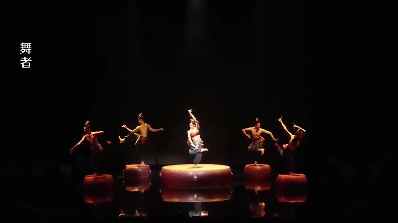 舞者:李祎然的胡旋舞《旋鼓飘》,看的好过瘾,太棒了