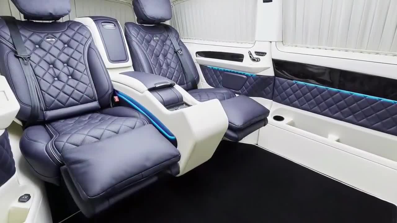 视频：梅赛德斯-奔驰V-Class迈巴赫内饰展示,简直太豪华!
