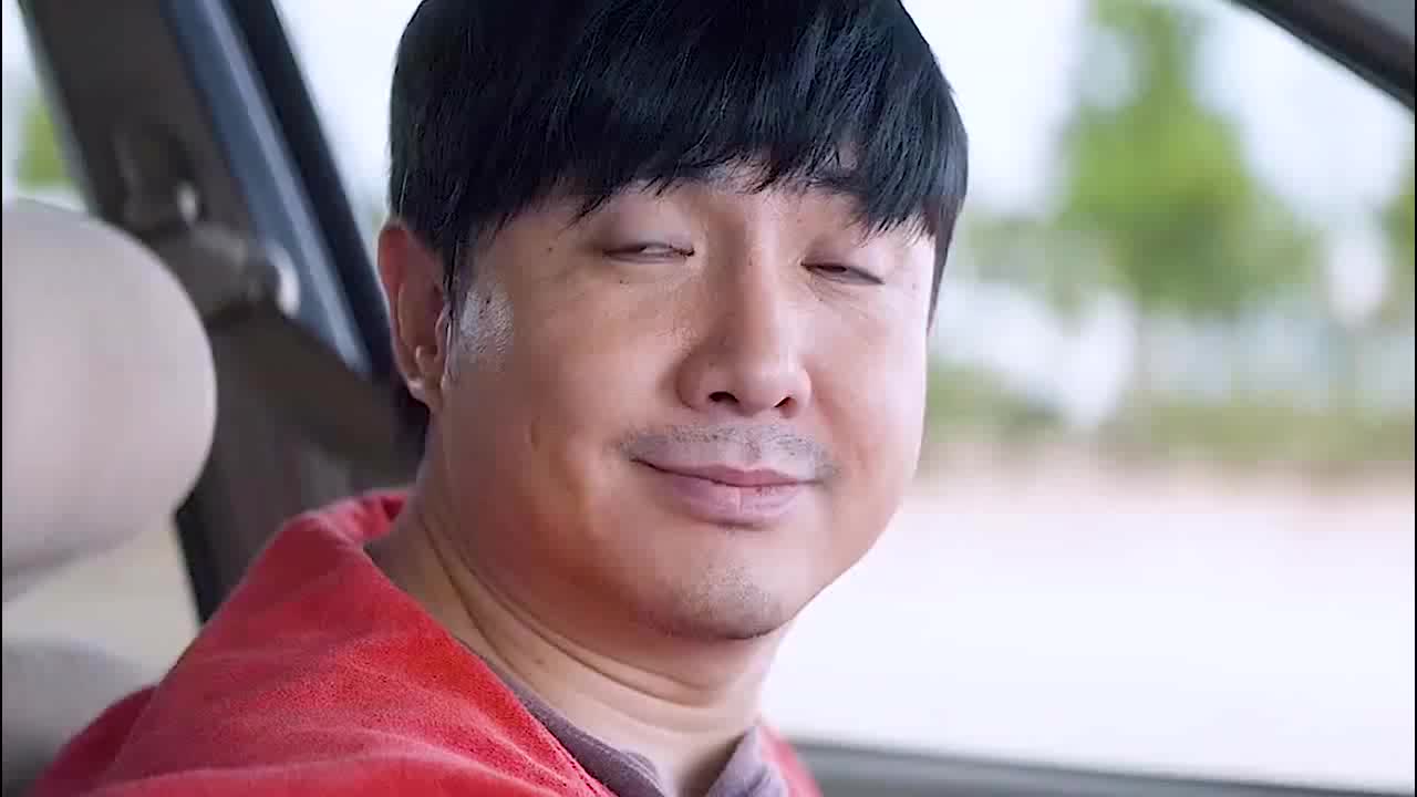 为您推荐: 王牌对王牌:贾玲模仿关晓彤,一个动作吓坏晓彤,沈腾笑惨了