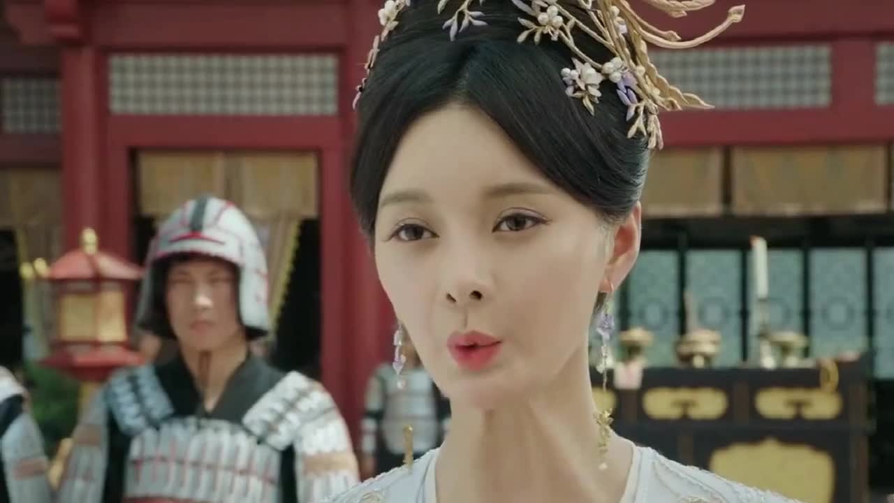 叶凝芝救驾身负重伤 为您推荐: 逛街偶遇魏广将军,叶凝芝眼睛都看直了