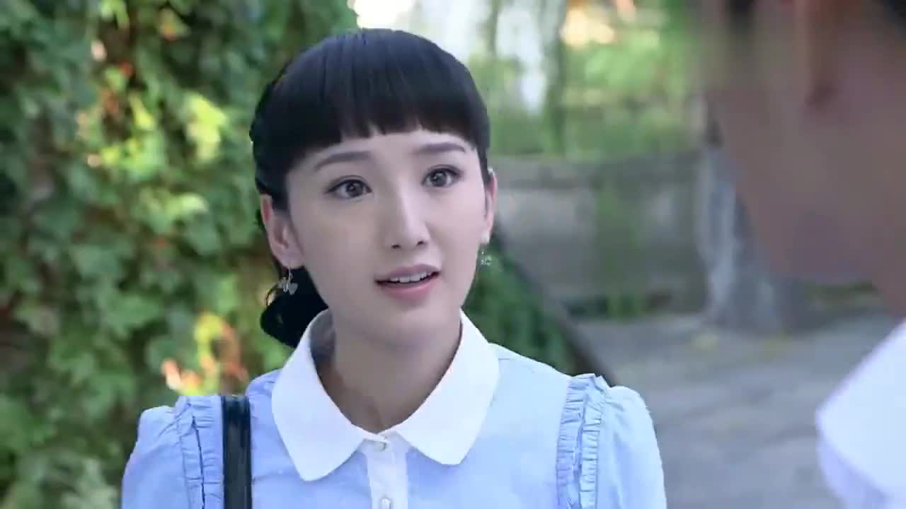 姑娘到军校找未婚夫,却只知道名字,听名字后小伙才知道是自己!