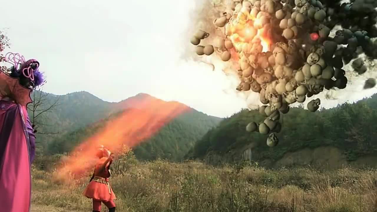 活佛济公:青蛙精不敌乾坤洞主被打伤