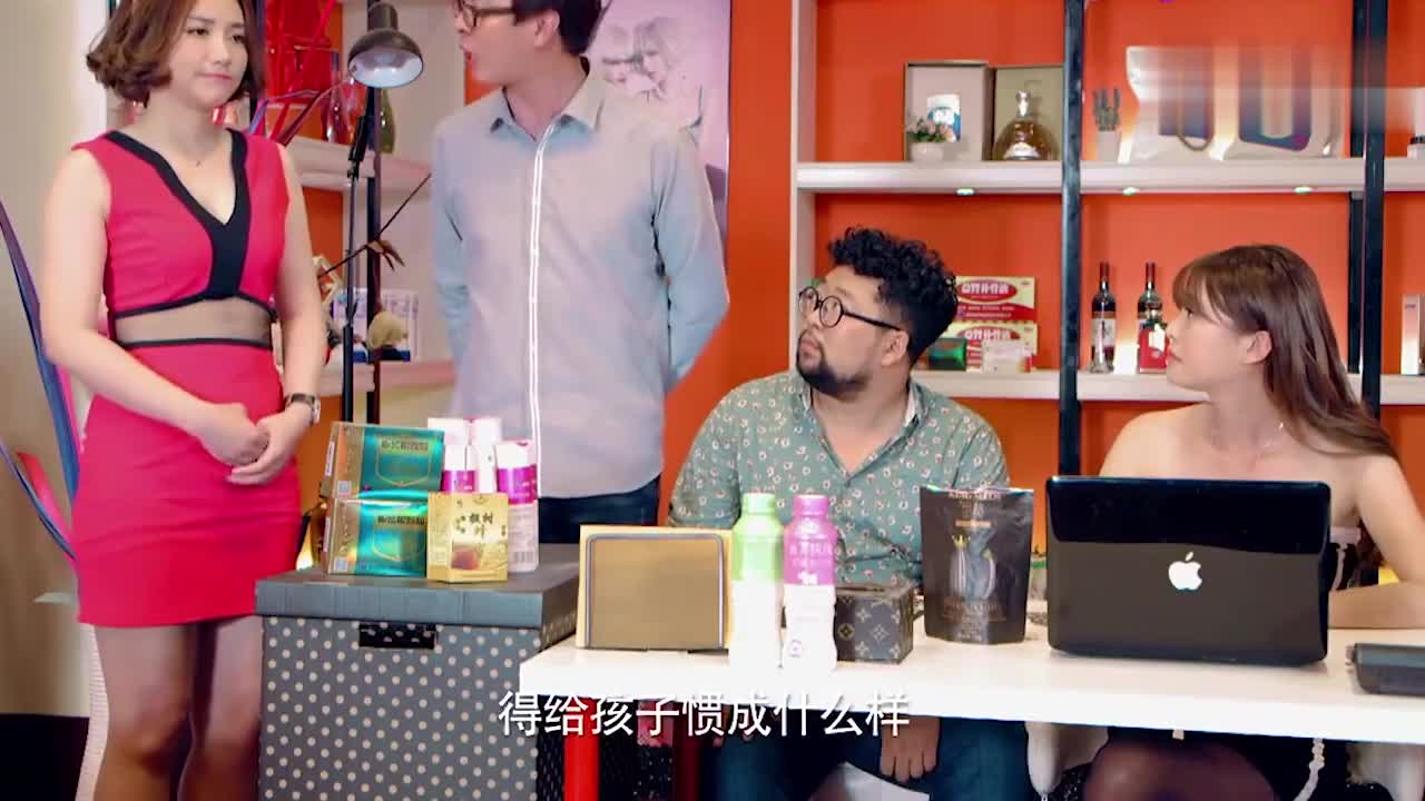 废柴兄弟杜小啦让许之一上去跟她住,许之一拒绝,是我我就去