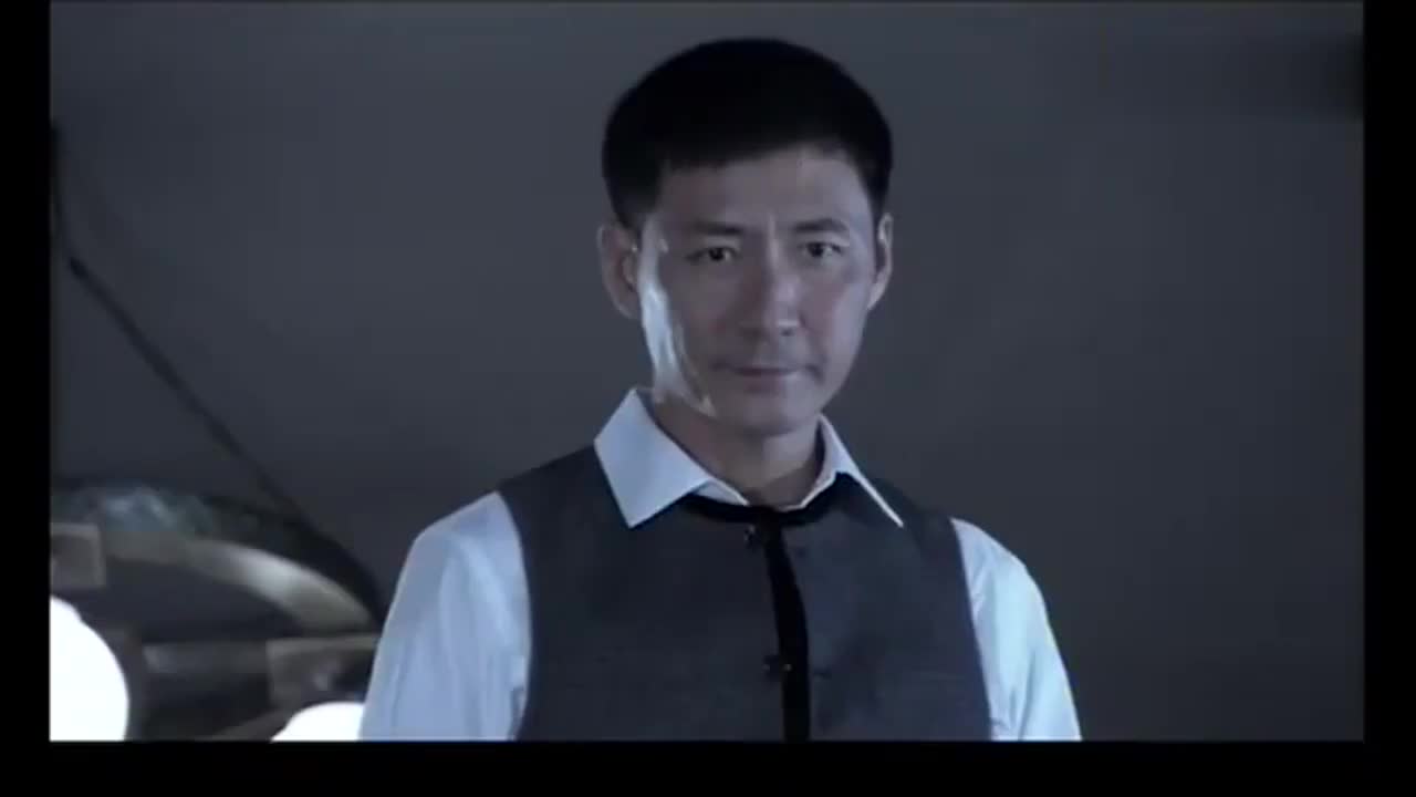 飞虎神鹰:燕双鹰送出模板,杜马很是不明白,他玩的是啥花样