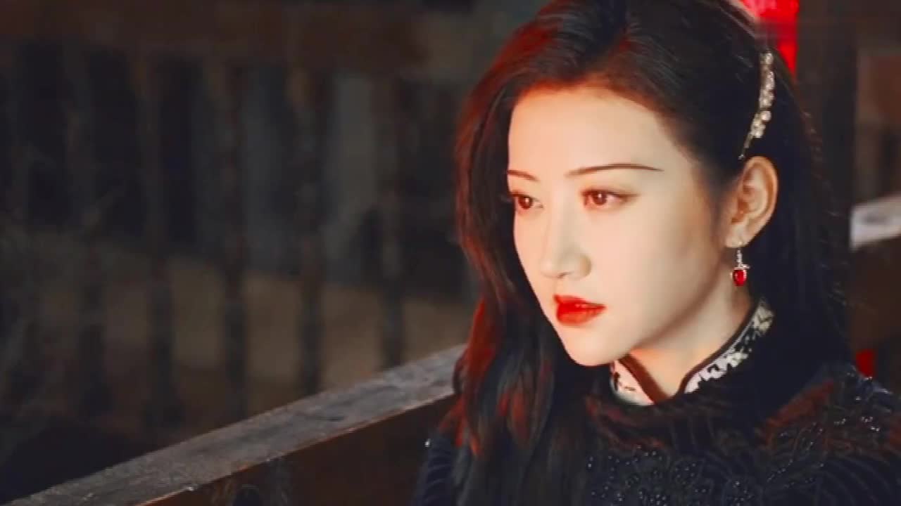 司藤景甜:她人间富贵花,也是天上清冷月,说她是仙女不过分吧