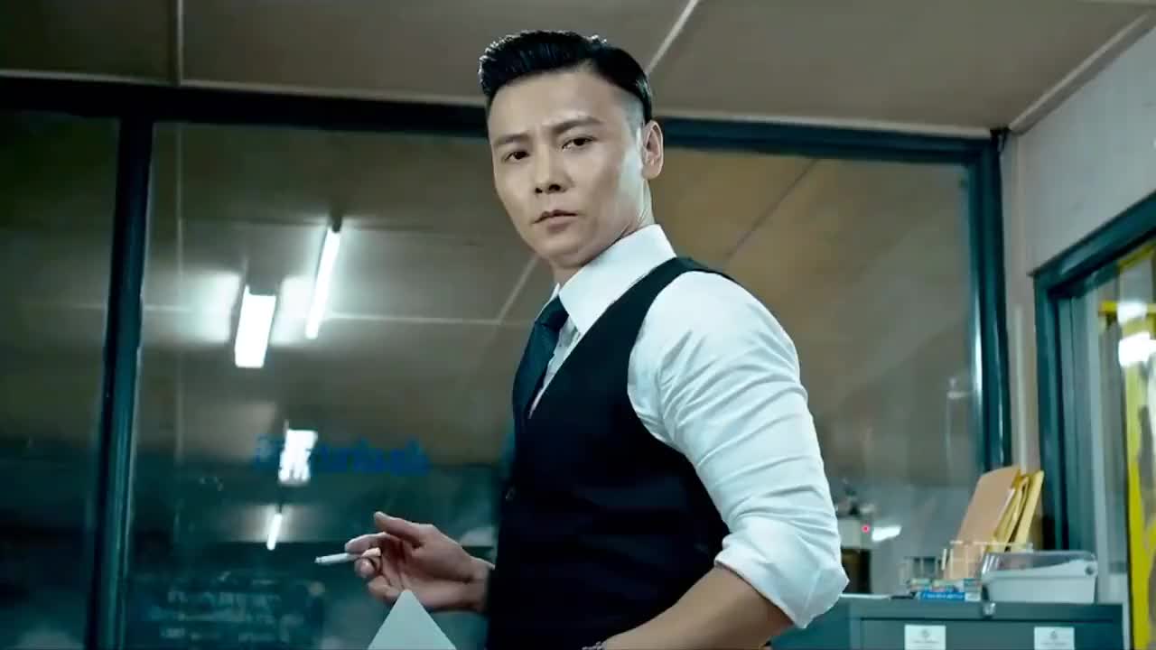 为您推荐: 杀破狼:吴京这实在太出彩了,尽管台词寥寥无几,却演出缴