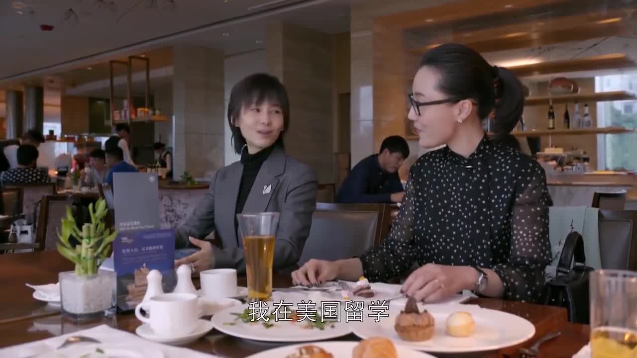 00:00 01:00 01:00 为您推荐: 欢乐颂:曲筱绡吃饭时故意吓唬赵医生,谁