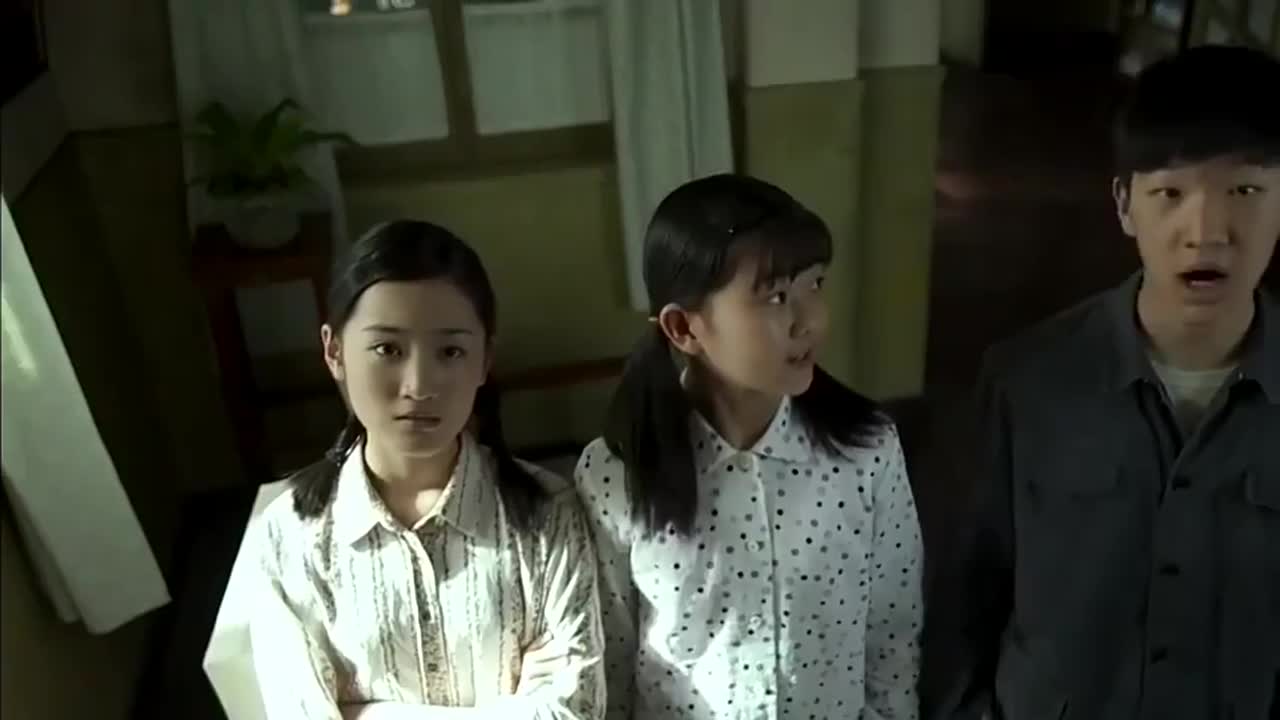 父母爱情安杰嫁给江德福竟还有人给她画像江亚菲都羡慕了