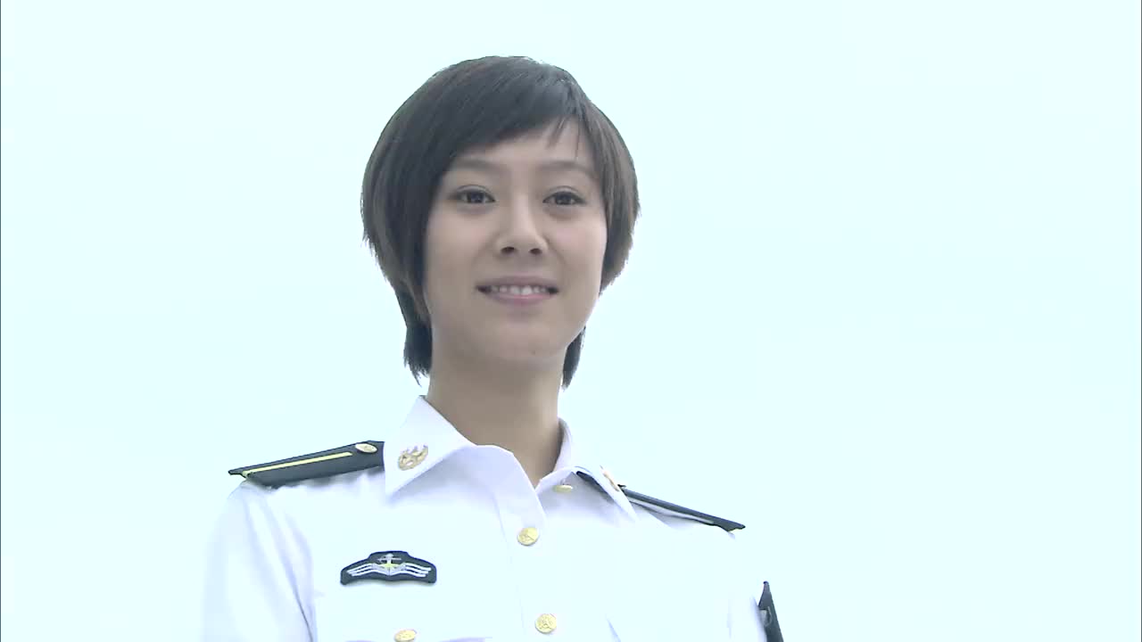 国防生江天下水一直没上来苏寒担心下水找他