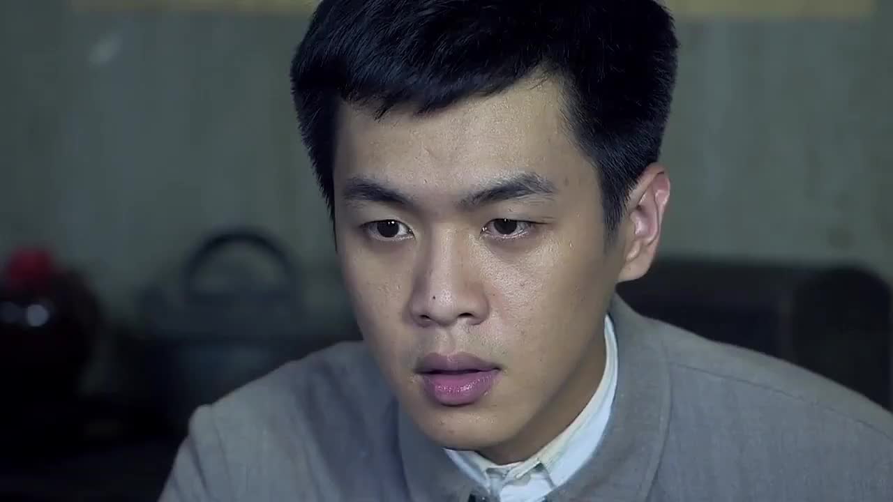 雪豹坚强岁月赵杰回来卫国得知伤亡惨重很是愤怒