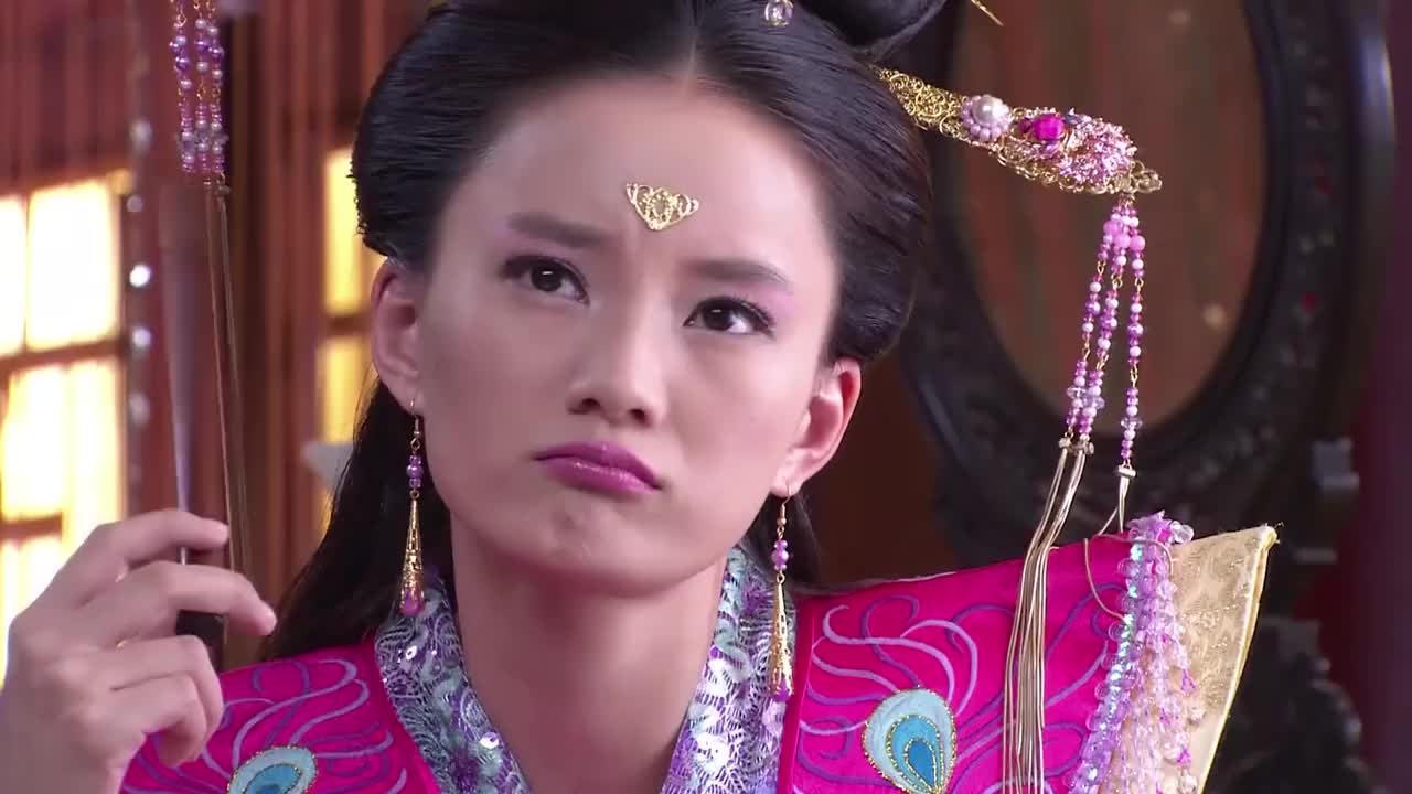 少林寺传奇藏经阁公主将子豪的蛐蛐养死了生怕子豪怪罪