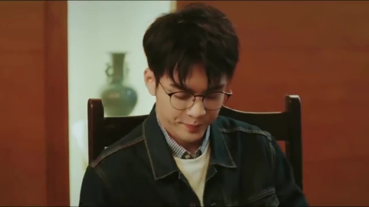 终极笔记名场面来了霍老太太下跪他是张起灵啊