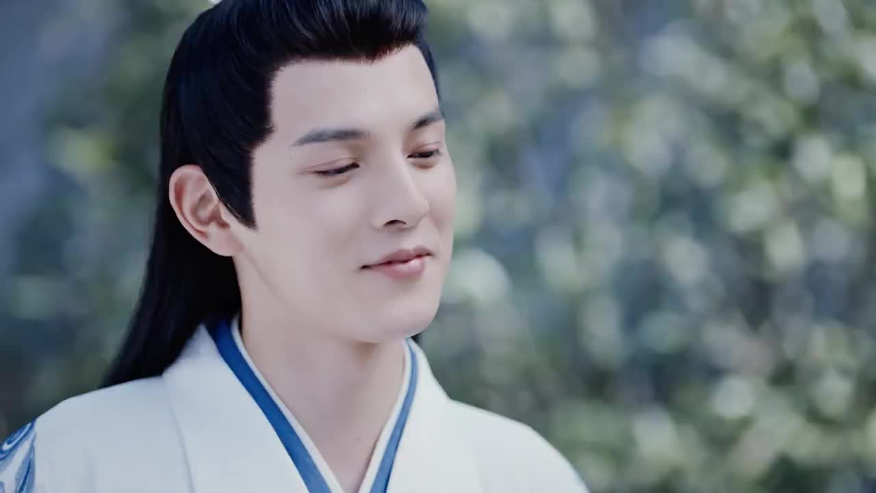 这丫环我用不起风度翩翩的王润泽拥有帅气的脸庞太让人心动