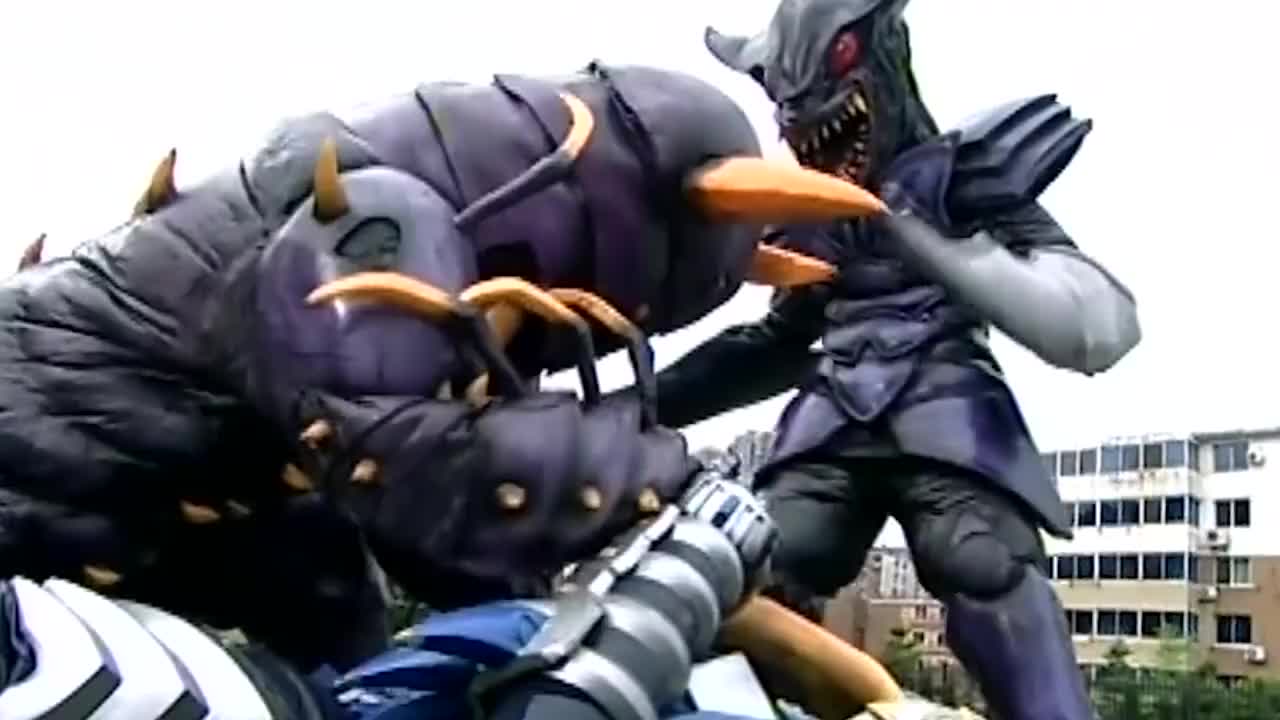 铠甲勇士风鹰侠必杀贴一出异能兽必败