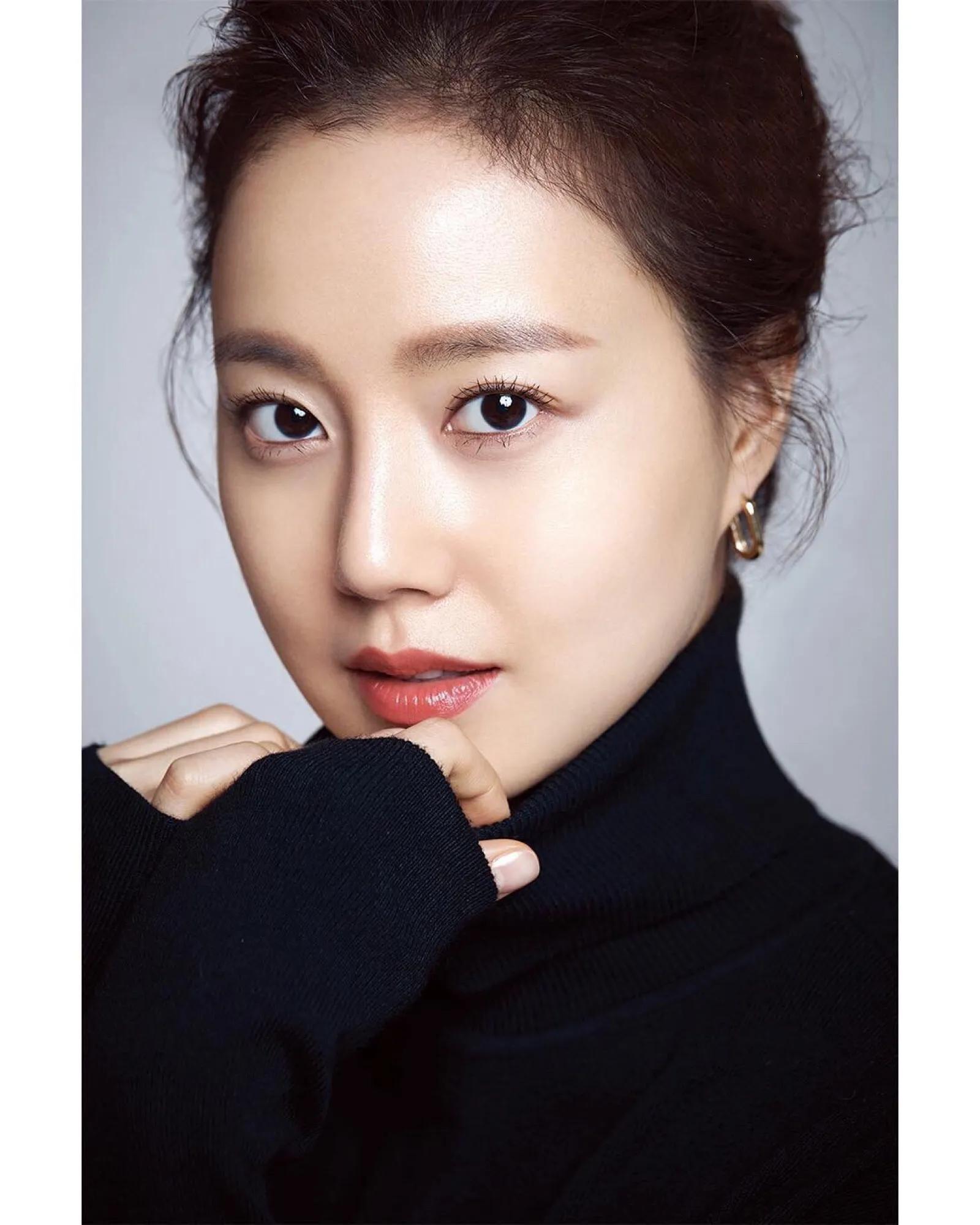 文彩元美照,楚楚动人!__财经头条