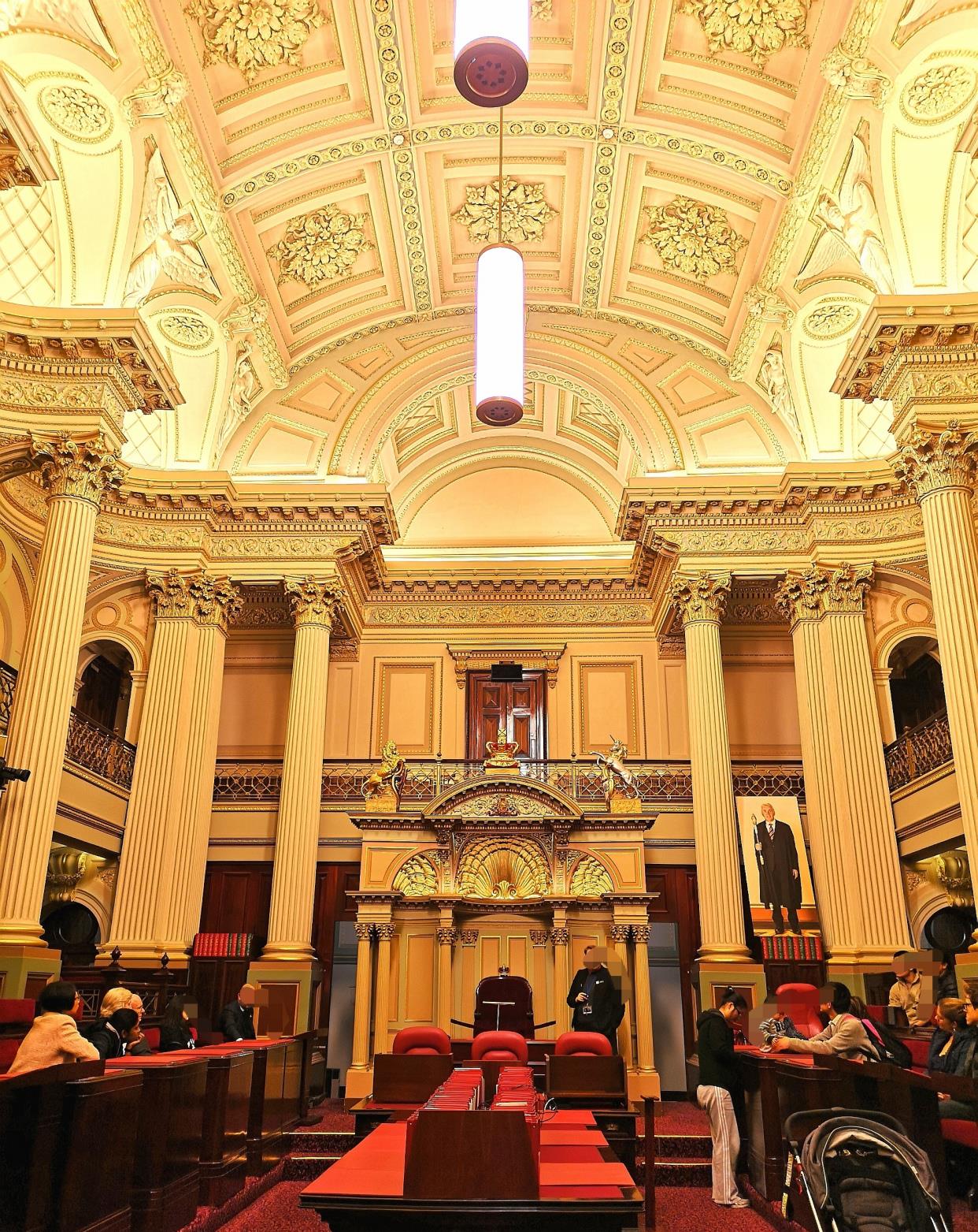 别具一格的唐人街,华丽的维多利亚议会厅,拓宽了眼界