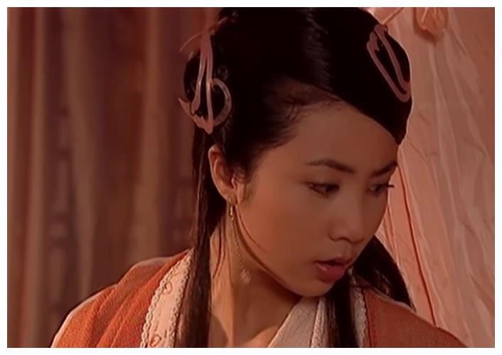 孙莉在《杨门女将》中杜金娥的造型盘点,你觉得哪一套最美呢?