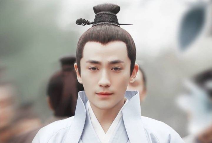 男星古装束发造型,胡歌朱一龙陈晓杨洋任嘉伦,你最喜欢谁?