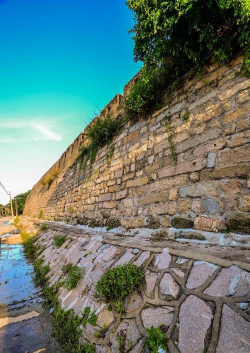 粤东地区迄今保存较完好,省级文物,广东省揭阳市靖海古城墙