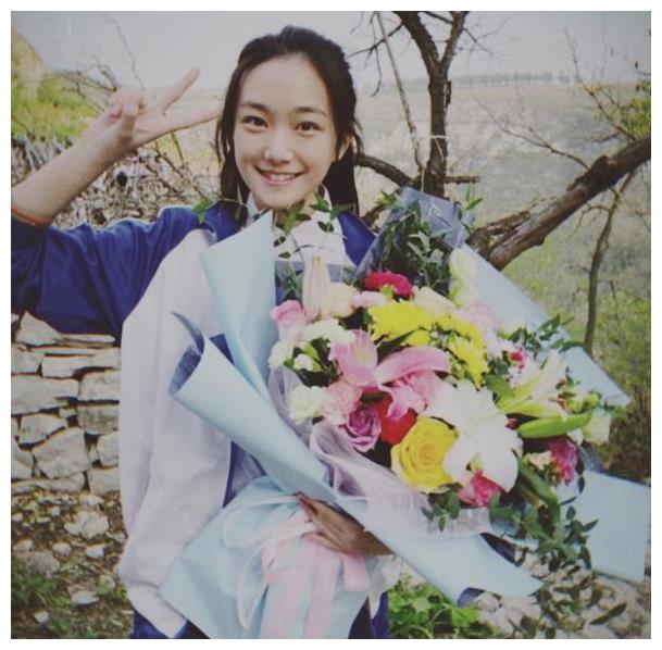 孙艳:《安家》少年房似锦