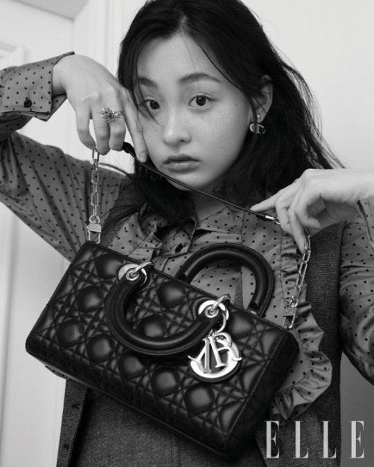 最新新浪体育新闻关注武磊西甲回归首秀贡献助攻助西班牙人客场击败赫塔菲