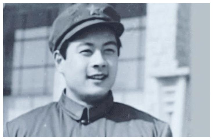 演员巫刚,从木匠到明星演员,与前妻离婚后现在还是孑然一身__财经头条