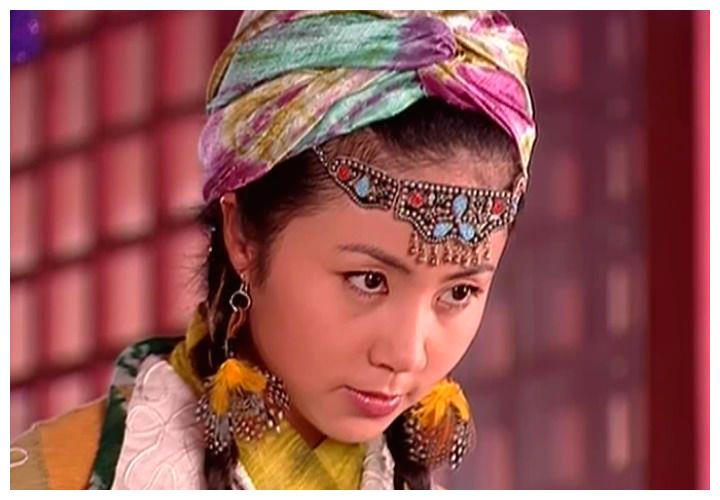 孙莉在《杨门女将》中杜金娥的造型盘点,你觉得哪一套最美呢?