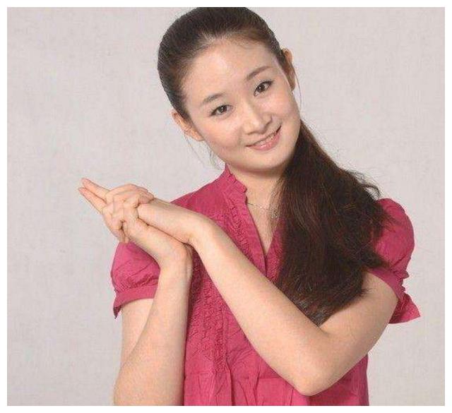 乡村爱情王小蒙离开本山大叔后怎样了一条旧裤子穿八年