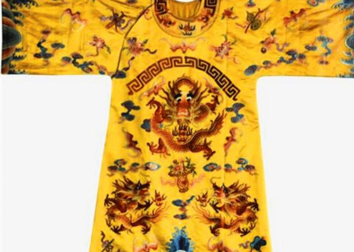 龙袍是古代帝王的象征,到了宋朝,为啥龙袍上的龙纹消失了