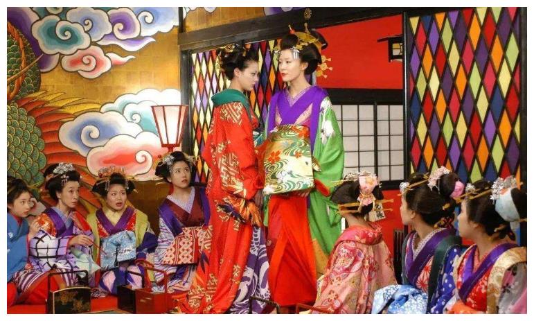 日本花魁地位有多高 想见面先过3关 28岁是法定退休年龄 日本花魁地位有多高 想见面先过3关 28岁是法定退休年龄