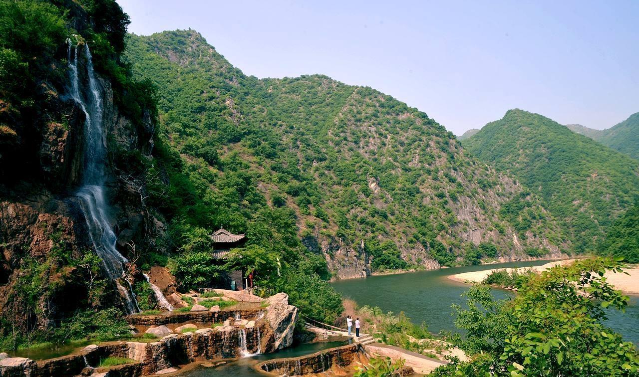 河南被遗忘的一个大峡谷,拥有豫西最高最大瀑布,是国家4a景区
