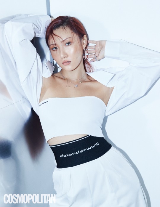 mamamoo成员华莎最新杂志写真曝光|华莎|杂志|女团_新浪新闻