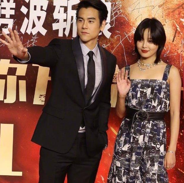 红唇美甲气场全开,单只耳环帅过彭于晏|辛芷蕾|蓝盈莹|救援服_新浪