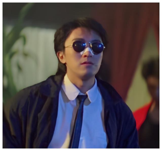 男生头像周星驰经典电影角色发光瞬间