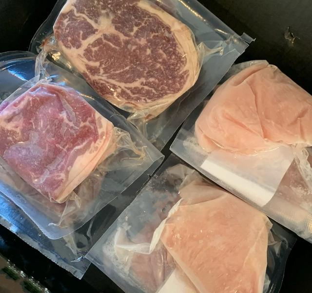 解冻肉类的“捷径”找到了,不泡不加热,只需5分钟鲜肉柔软如初休闲区蓝鸢梦想 - Www.slyday.coM 解冻肉类的“捷径”找到了,不泡不加热,只需5分钟鲜肉柔软如初休闲区蓝鸢梦想 - Www.slyday.coM