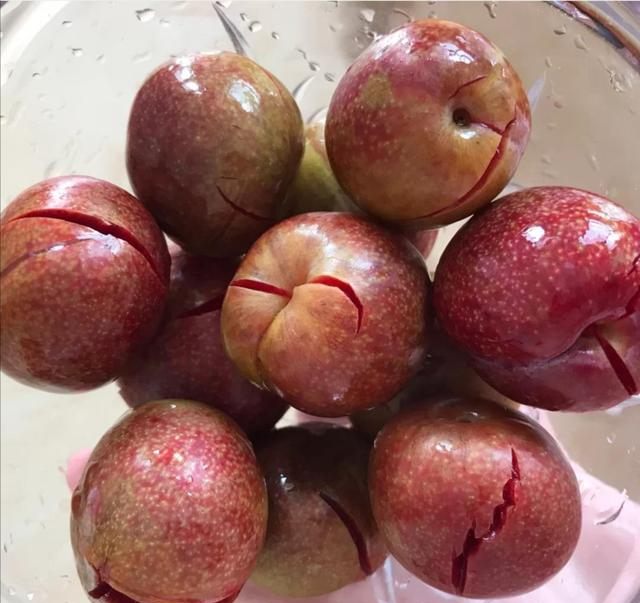 自从微商崛起后这些10年前还卖5元一斤的水果现在都吃不起了