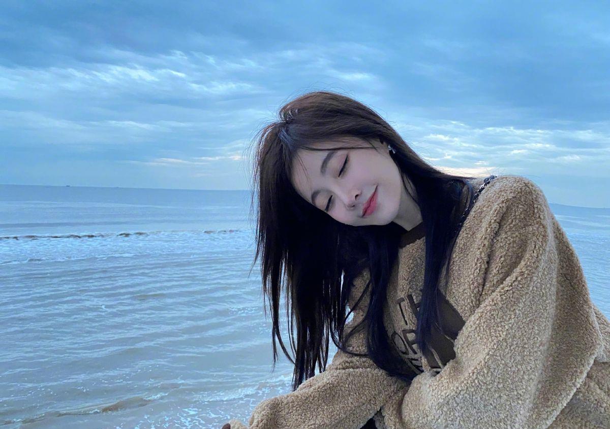 现场说唱就唱冯提莫在综艺当中的表现怎么样