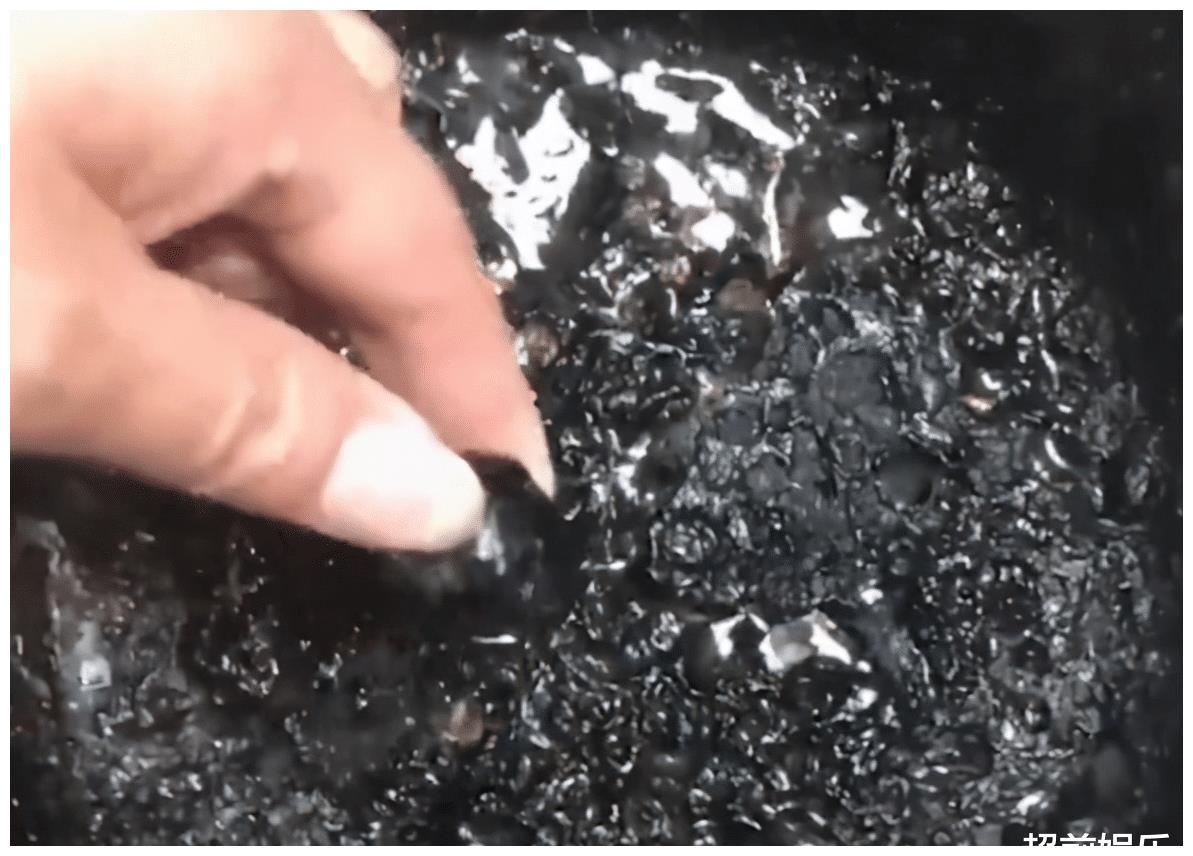 上海一女子煮了汤忘关火,直接去上班,下班回家看到这一幕傻眼了休闲区蓝鸢梦想 - Www.slyday.coM 上海一女子煮了汤忘关火,直接去上班,下班回家看到这一幕傻眼了休闲区蓝鸢梦想 - Www.slyday.coM