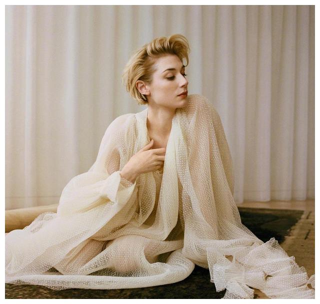 1米9的"高妹",《信条》女主伊丽莎白·德比齐