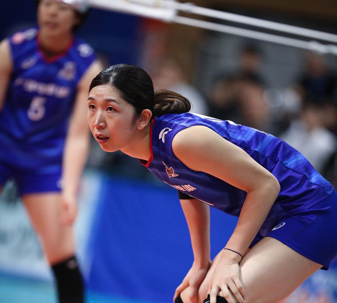 荒木绘里香!35岁的日本女排精神领袖刷新联赛拦网总得分纪录!