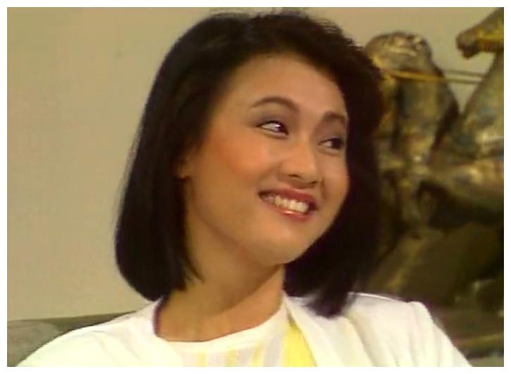 异样!陈莉萍"丹唇逐笑分"-第2张图片-万宝网