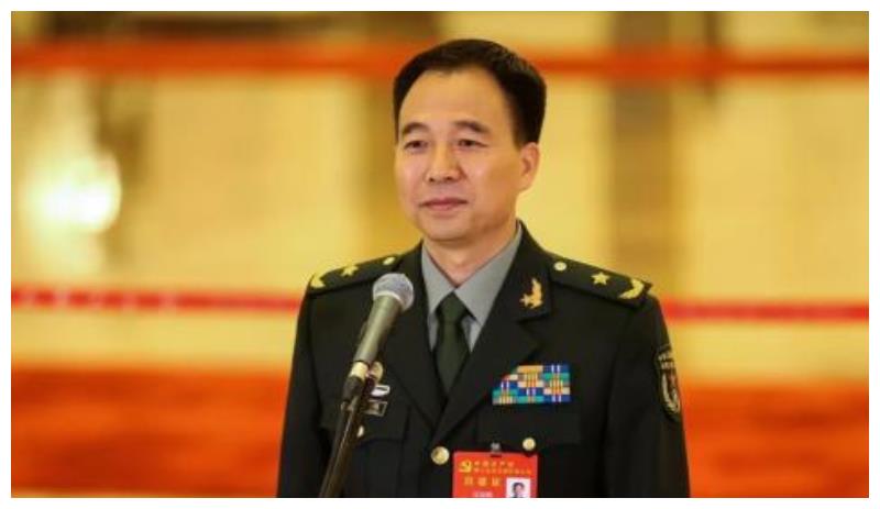 全国仅一人获得一级航天功勋奖！为啥是景海鹏，不是杨利伟？休闲区蓝鸢梦想 - Www.slyday.coM