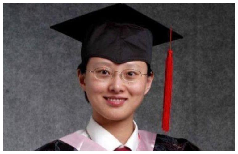 安徽女孩因误诊瘫痪,29岁成为轮椅美女博士,如今是高校著名教授休闲区蓝鸢梦想 - Www.slyday.coM 安徽女孩因误诊瘫痪,29岁成为轮椅美女博士,如今是高校著名教授休闲区蓝鸢梦想 - Www.slyday.coM