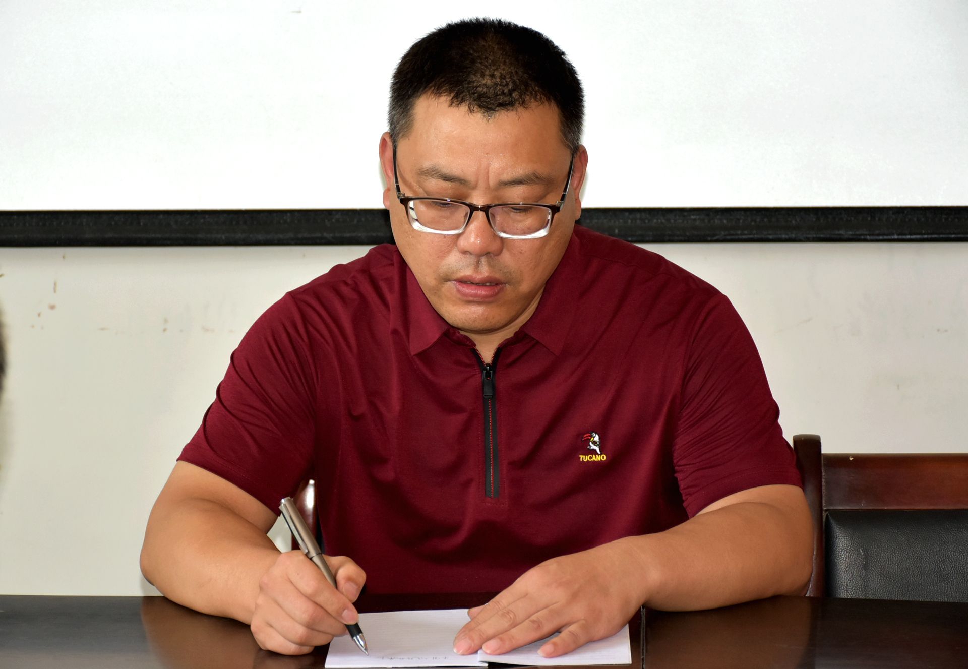 卧龙区青华镇人大代表接待日倾听民声解民忧
