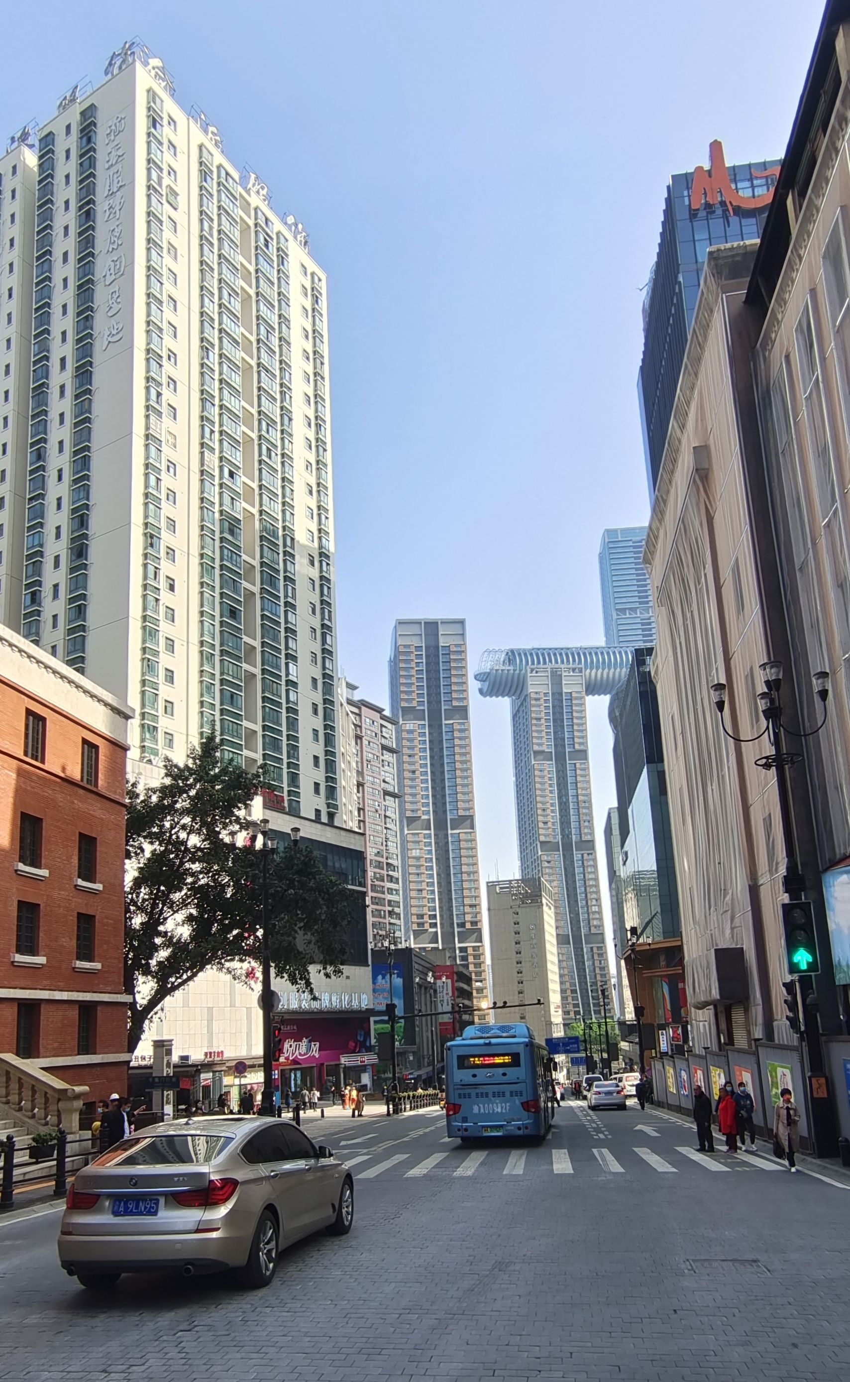 山城重庆,街道随拍_高清图集_新浪网