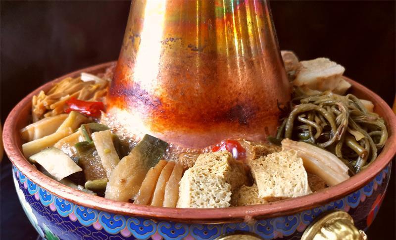 非遗里的科右中旗年味图什业图蒙古火锅