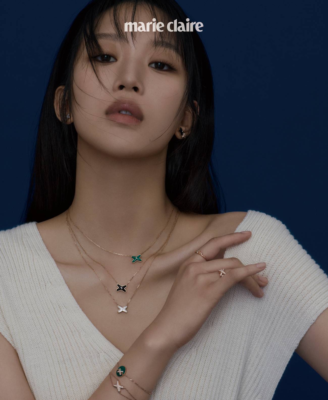 韩国女艺人文佳英最新《嘉人》杂志写真曝光|文佳英|杂志|韩国女艺人